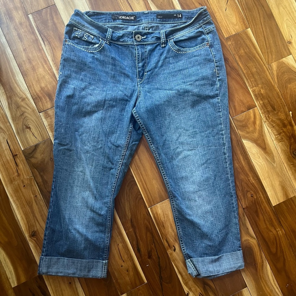 VNTG Jordache Y2K capri jeans